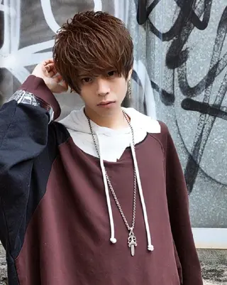 ショート カラー メンズ 東心斎橋🌏豆柴 🐾倶楽部のヘアスタイル