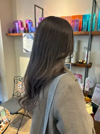 ロング カラー Lisa🪄似合わせ ／デザインカラーのヘアスタイル