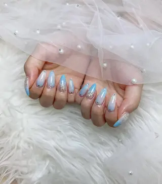 ネイル 🌻 Momoko_のネイルデザイン