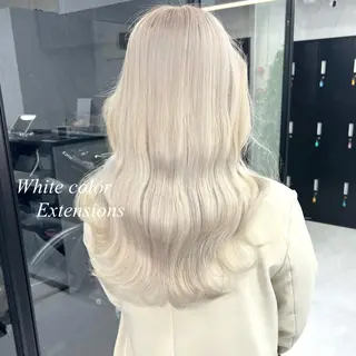 ロング カラー シールエクステ特化 ハイトーン、NANAのヘアスタイル