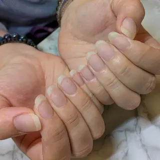 ネイル ジェヌインネイル 河内のネイルデザイン