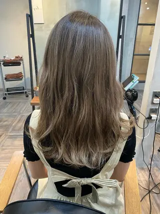 ロング 西岡 翼のヘアスタイル