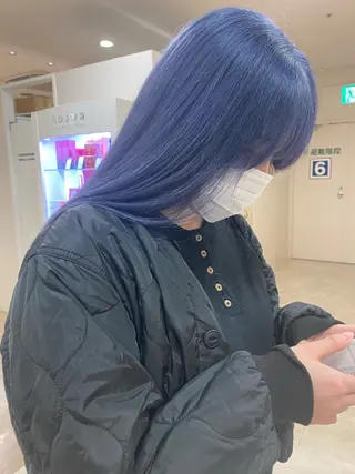 カラー kenje luscaのヘアスタイル