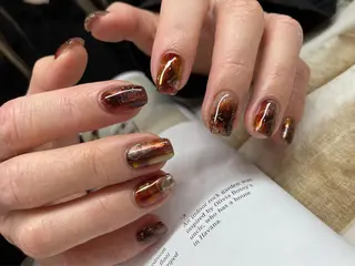 ミディアム écrin所属・kouno megumiのネイルデザイン