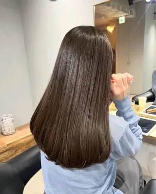 ロング カラー akane/ベージュ /オリーブ/ブラウンのヘアスタイル