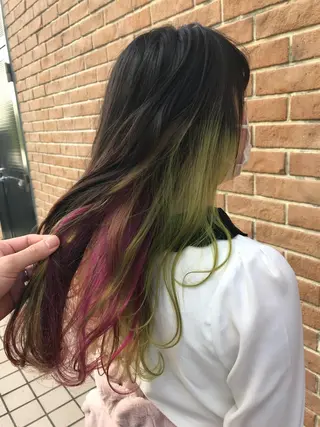 セミロング カラー パーマ ヘアアレンジ メンズ キッズ ネイル マツエク・マツパ サロンドミルク 原宿のヘアスタイル