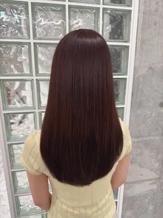 カラー 秋永 鈴のヘアスタイル