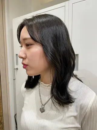 ミディアム littleesta ASAのヘアスタイル