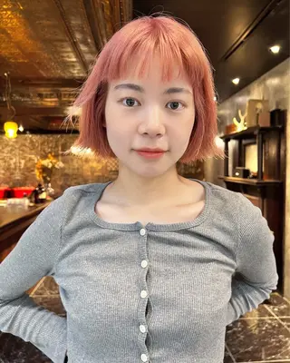 ミディアム カラー haco＋所属・圧倒的デザイン力 店長🎨RENAのヘアスタイル