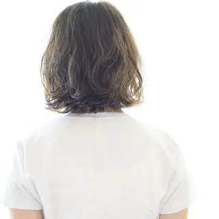 ミディアム 黒田 かな子のヘアスタイル