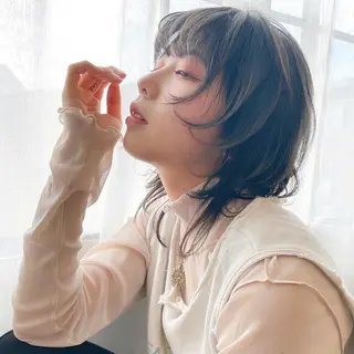 ミディアム カラー 🌺ウルフカット職人 新垣渚🐺のヘアスタイル