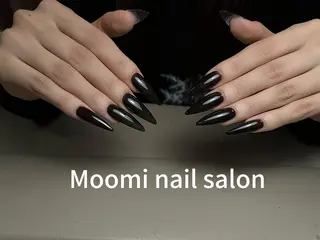 ロング Moomi nail salonのネイルデザイン
