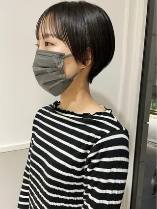 ショート カラー 齋藤 咲のヘアスタイル