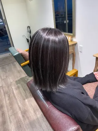 ミディアム カラー Felice Erikaのヘアスタイル