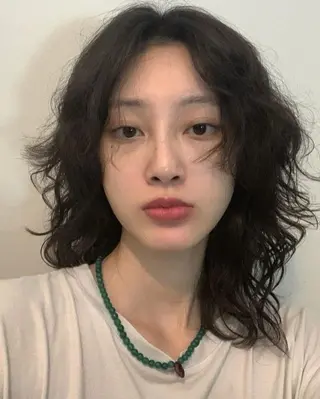 ミディアム パーマ お悩み解決パーマ hana🩰のヘアスタイル