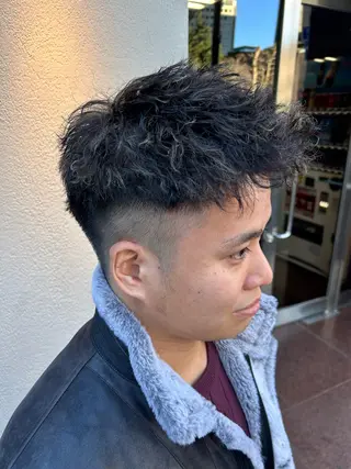 ショート カラー 🔥メンズ専門🔥 塩拓巳のヘアスタイル