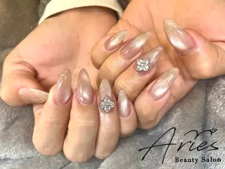 ネイル Aries 恵比寿店所属・aries manakaのネイルデザイン