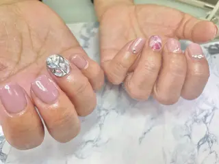 ネイル Rich to勝川店所属・村瀬 満里子のネイルデザイン