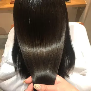 セミロング カラー 髪質改善×矯正🫧 韓国ヘアasamiのヘアスタイル