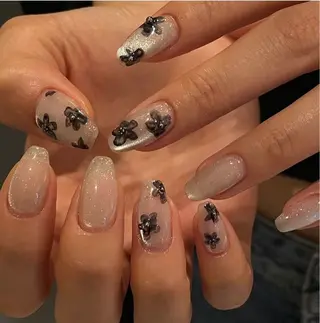 ネイル EMI ANA.CHUOのネイルデザイン