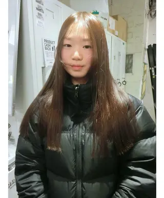 ミディアム ハッシュカット/ MAYAのヘアスタイル