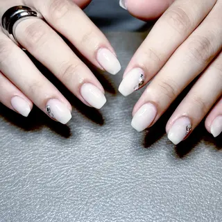 ネイル she nail studio所属・パラジェル/スカルプ Oerbaのネイルデザイン