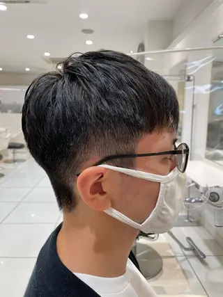 ショート メンズ JERICHO HAIR所属・ユ カの眉毛・アイブロウイメージ