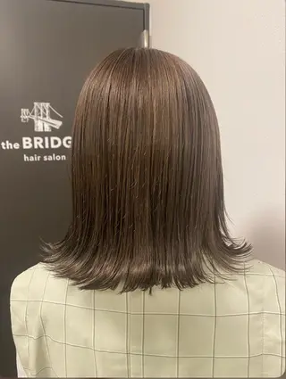 ショート カラー the BRIDGE 加藤みのりのヘアスタイル