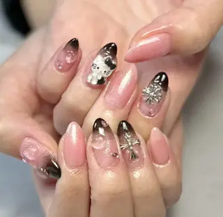 ネイル 新山 聖のネイルデザイン