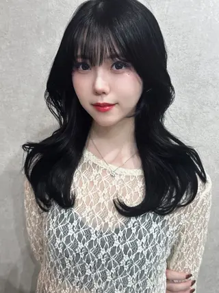 ミディアム カラー AiM エイム　韓国レイヤーのヘアスタイル