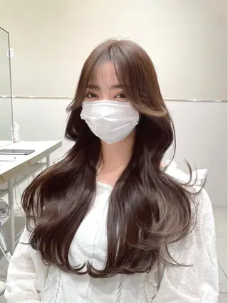 ロング カラー ヘアアレンジ Toiro所属・🤎小顔レイヤー /ベージュ🤎友香のヘアスタイル