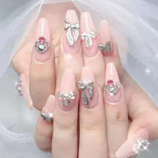 ネイル ❤️‍🔥長さだし専 門店queensのネイルデザイン