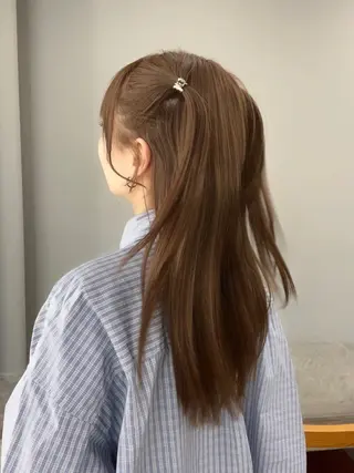 ロング カラー Henrietta  自由が丘所属・ベージュ/ブリーチ無 し/透明感/yukiのヘアスタイル