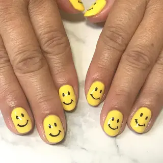 ネイル ステラ marikominoのネイルデザイン