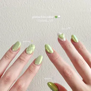 ネイル 𝗮𝗶𝗿𝗶 🌙のネイルデザイン