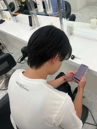 メンズ ユイ☆ハイトーン ☆ブリーチデザインのヘアスタイル