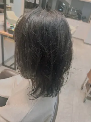 ミディアム neaf 六本木店所属・六本木🫧ハイライト 望月彩音のヘアスタイル