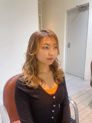 ミディアム 山田 ‌　乙波‌‌　‌のヘアスタイル