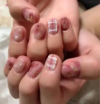 ネイル t. yoshizawaのネイルデザイン