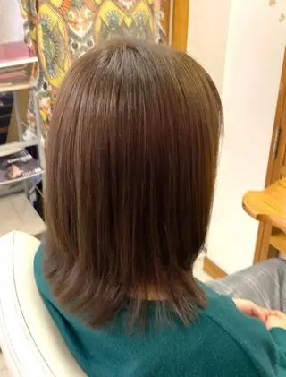 ミディアム カラー CRADLE Takeuchiのヘアスタイル