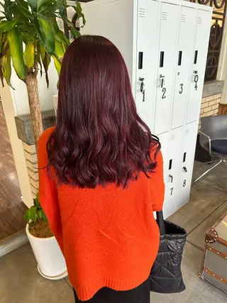 カラー AGREE Momokaのヘアスタイル