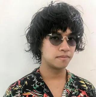 セミロング パーマ メンズ メンズスタイリスト リュウジのヘアスタイル