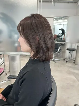 ミディアム GO TODAY SHAIR SALON 梅田NU茶屋町店所属・田中成美/レイヤー カット/透明感カラーのヘアスタイル