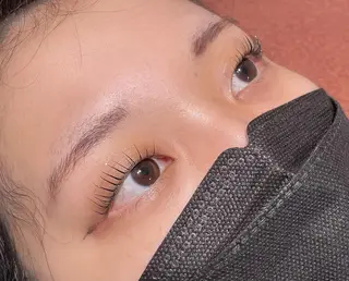 マツエク・マツパ アティリー 西梅田のヘアスタイル