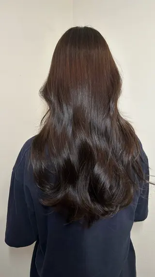 ロング カラー 小澤 一稀のヘアスタイル