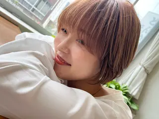 ショート ハイトーン カラー/久保田彰のヘアスタイル