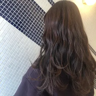 ロング SALOWIN梅田茶屋町Suite店所属・韓国美容室出身 🌹Sana/梅田のヘアスタイル