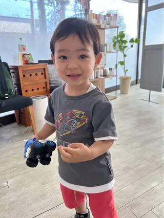 キッズ siipi hair旧カラペア神峰店所属・中野 たかこのヘアスタイル