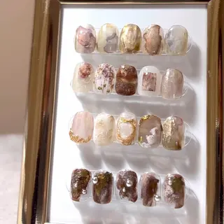 ネイル Elio所属・Elio 国泰寺のネイルデザイン