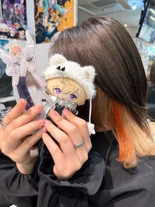 ミディアム カラー SALOWIN池袋East店3F所属・インナーカラー 推し ブリーチ  髪質改善のヘアスタイル